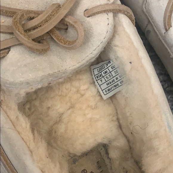 UGG Australia moccasins size 7 light tan - Picture 2 of 4